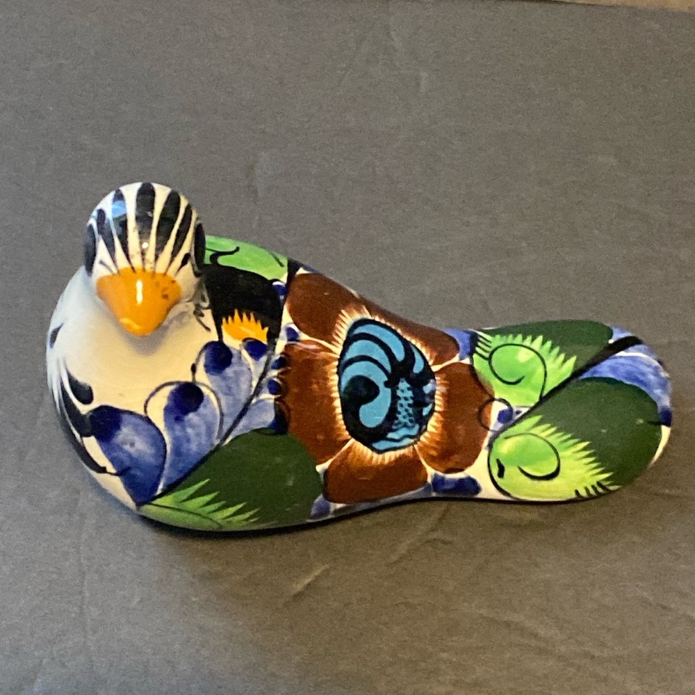 Mexican bird pottery